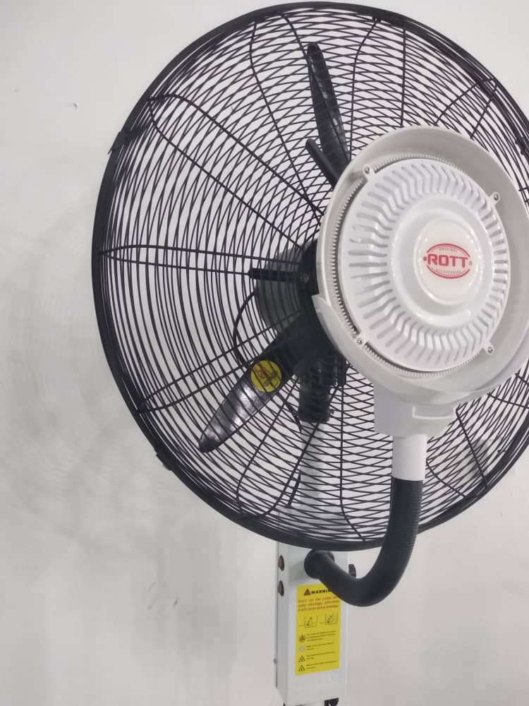 Stojanový ventilátor TAJFÚN do exteriéru s vlhčovačom vzduchu 